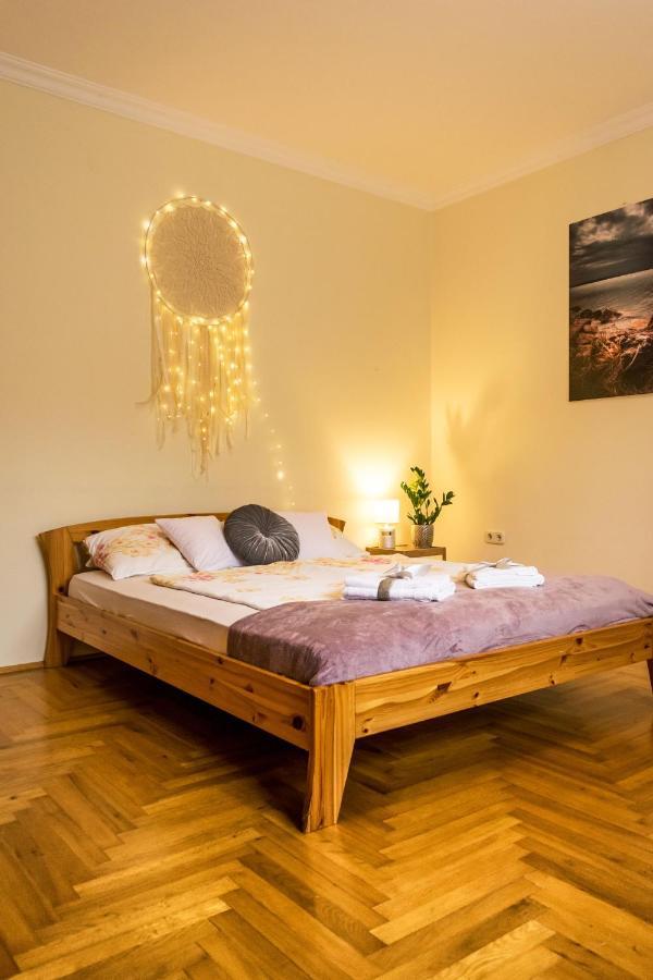 Mikes Vendeghaz Hotel Balatonfüred Екстериор снимка